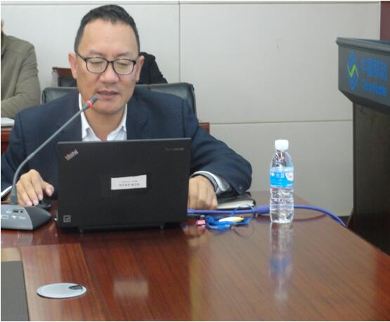 保山移动综合部副总杨涛在培训中宣贯省移动对车辆治理的有关要求事项。